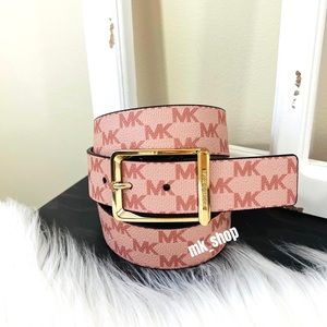 Michael Kors Women’s Logo Belt Medium
